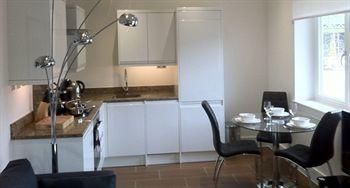 Max Serviced Apartments Commercial Road London Exterior photo
